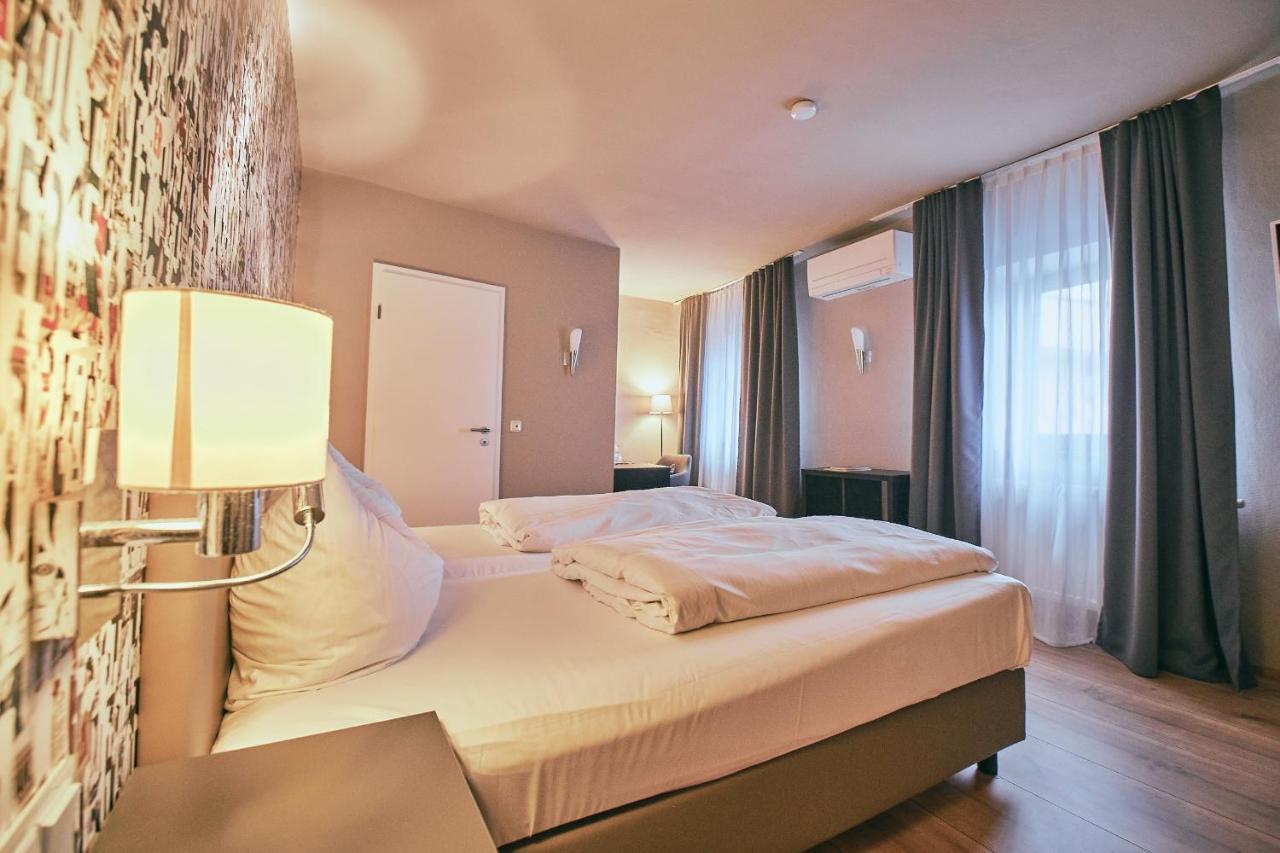 Hotel Roter Hahn Regensburg Kültér fotó