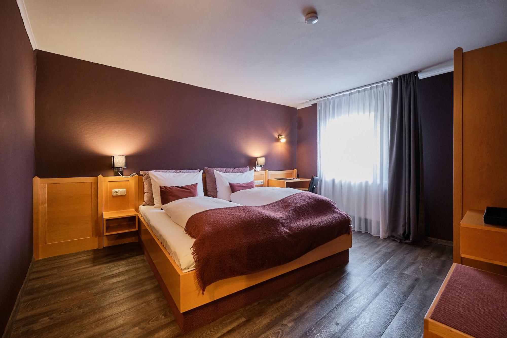 Hotel Roter Hahn Regensburg Kültér fotó
