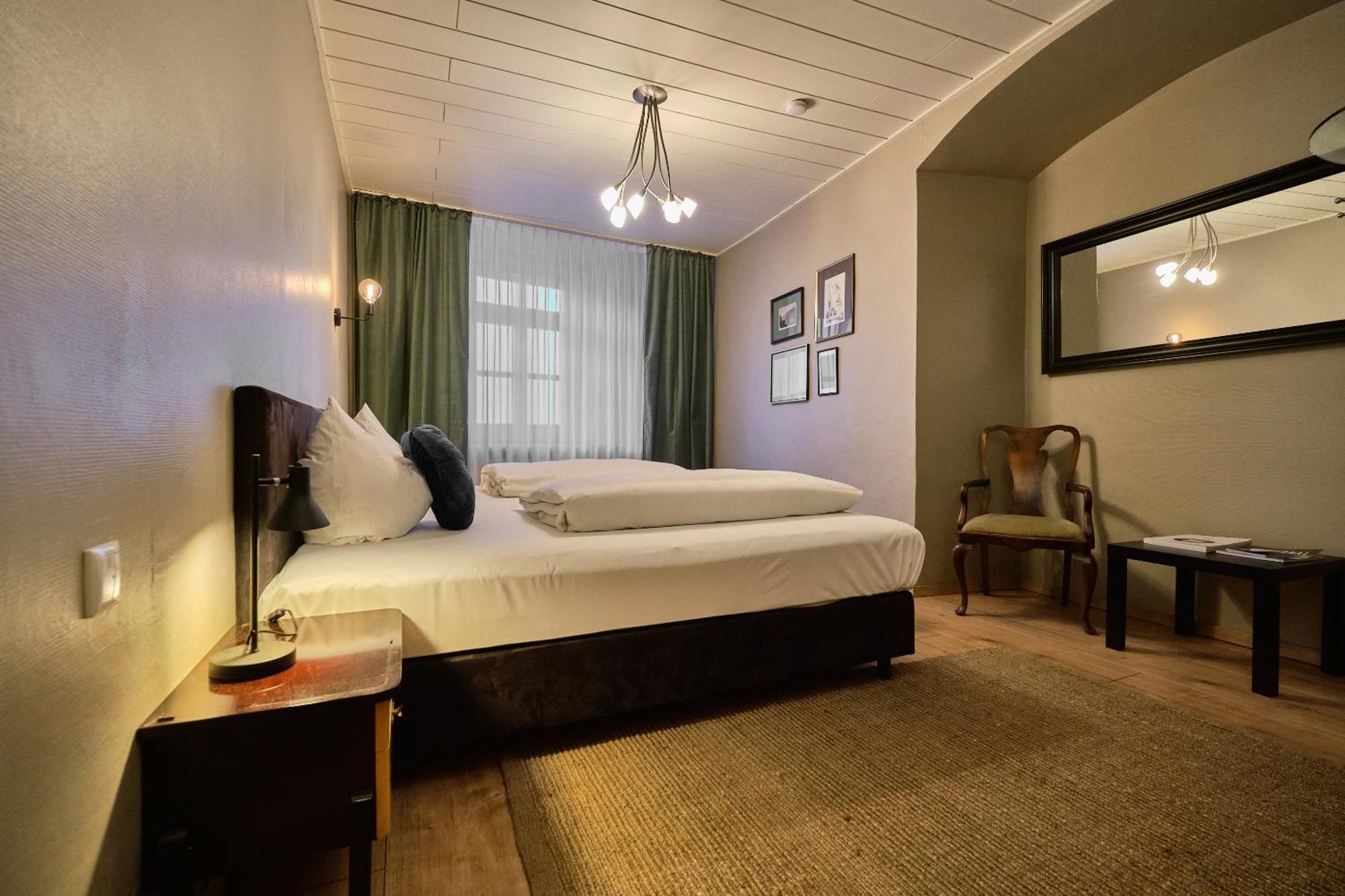 Hotel Roter Hahn Regensburg Kültér fotó