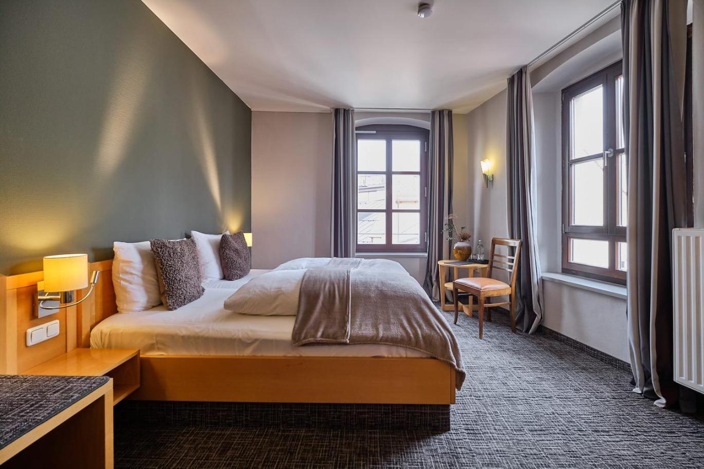 Hotel Roter Hahn Regensburg Kültér fotó